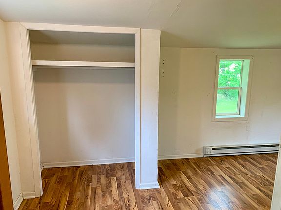 5th image of 619 Woodland Ave