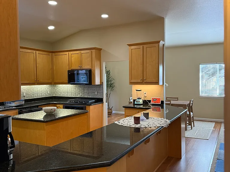 767 Carole Ct — Photo 33