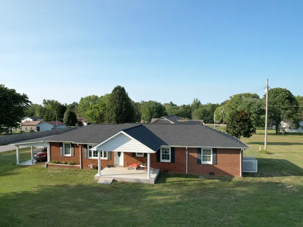700 Sylvian Dr, Lafayette, TN 37083