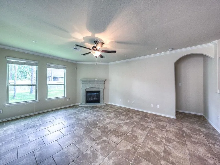 27 Sawbridge Cir — Photo 7