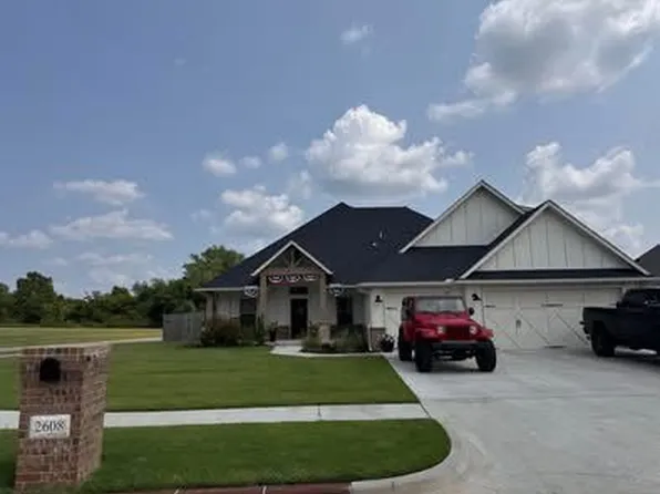 (undisclosed Address), Moore, OK 73160