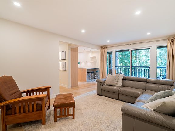 4th image of 1139 Heritage Blvd