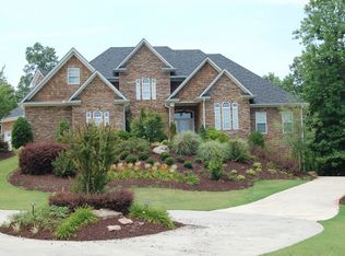 10 Hawks Farm Rd, White, GA 30184