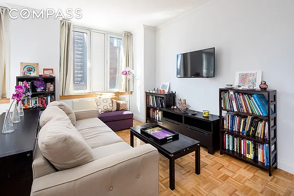 Sold by Compass | media 2