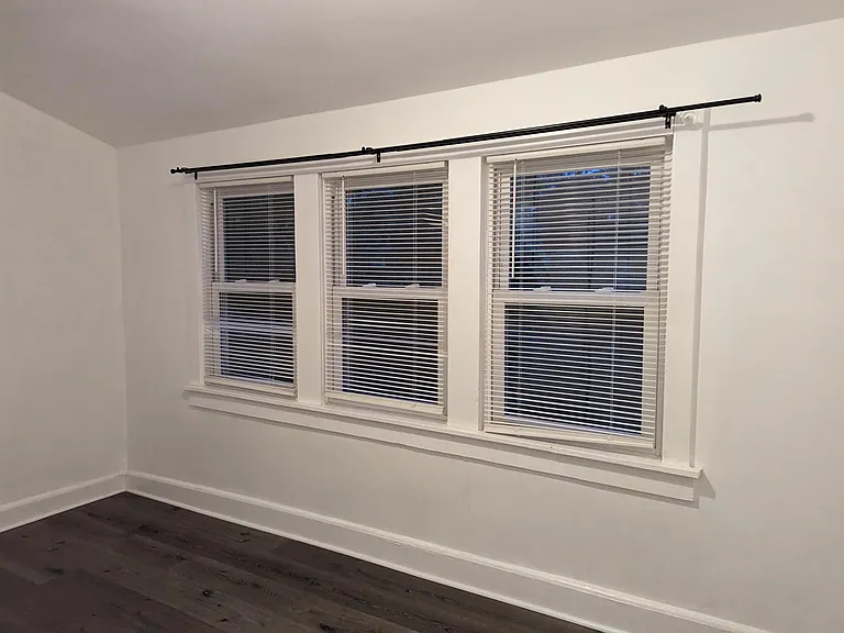 322 Main St — Photo 17