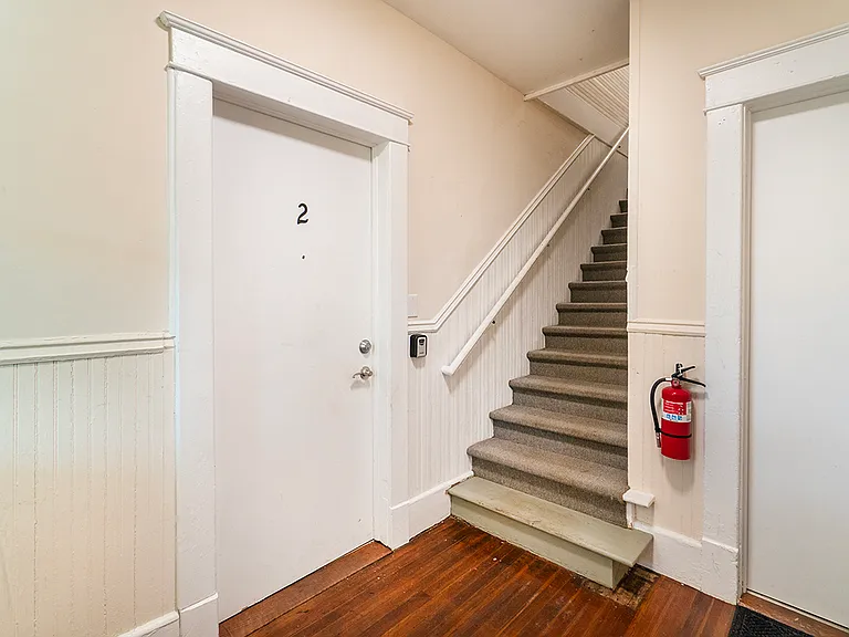 1219 Grace Ave #3 — Photo 6