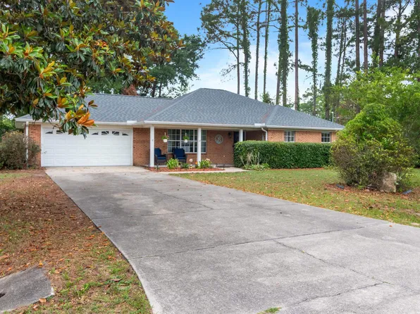 28 Fox Run Cir, Crawfordville, FL 32327