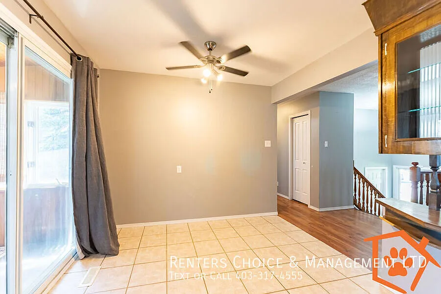 2 Bedroom Main Floor, Utilities Included, Bonus Incentive! — Photo 2