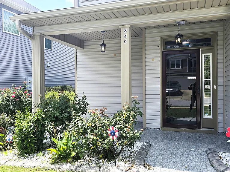 840 Williford Run Dr — Photo 2