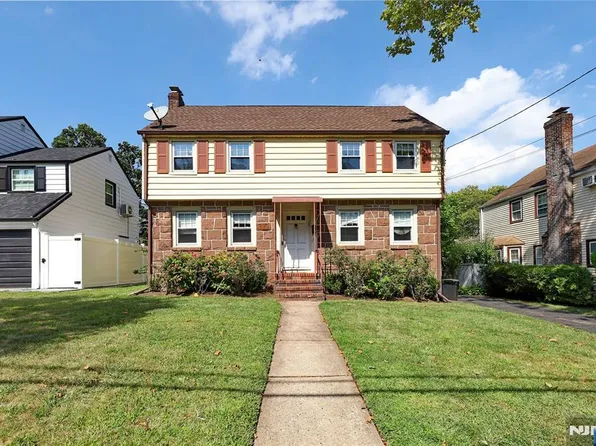 111 Van Buren Ave, Teaneck, NJ 07666