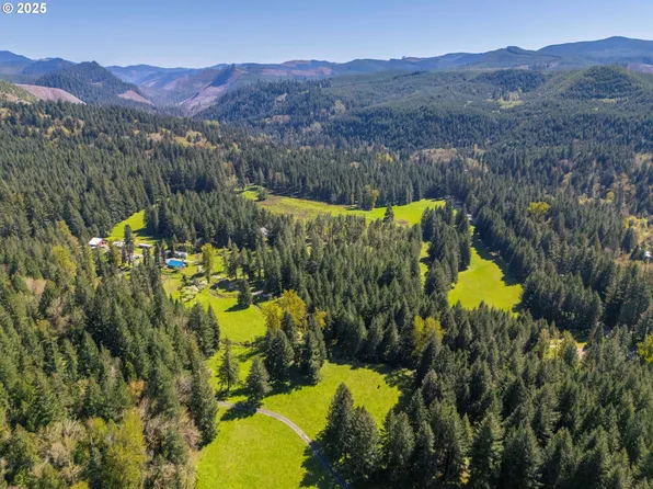 75325 Mosby Creek Rd, Cottage Grove, OR 97424