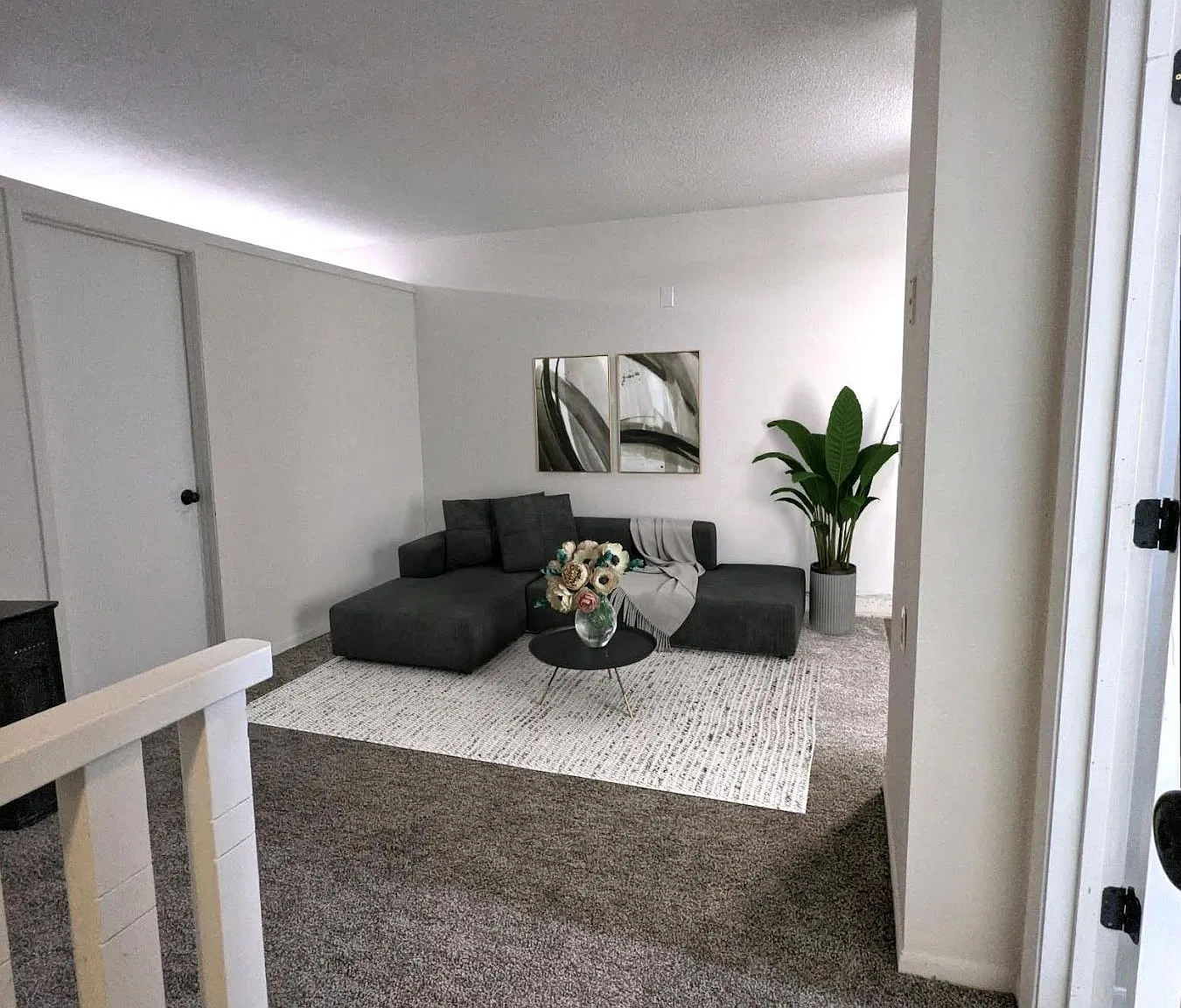 2 bed, 650 sqft, $1,175 — Photo 2