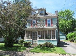 3 S Comrie Ave, Johnstown, NY 12095