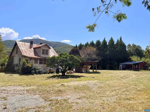 17155 Patrick Henry Hwy, Roseland, VA 22967