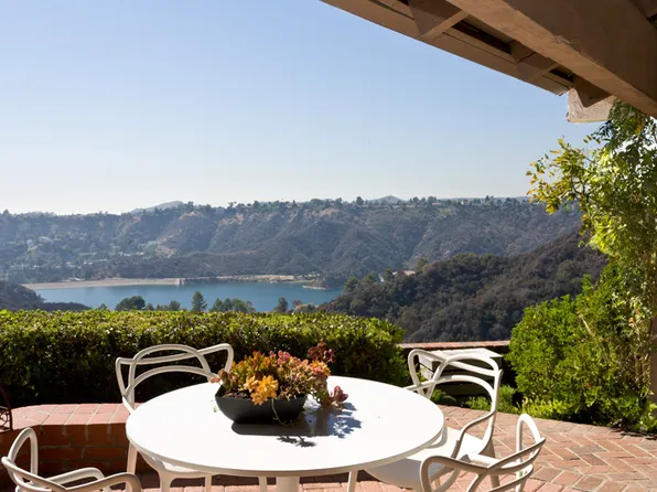 2457 Angelo Dr #5, Los Angeles, CA 90077