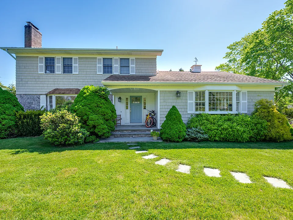 23 Lamb Ave