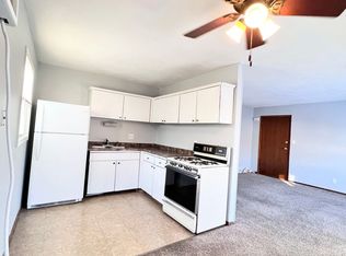 3570 Kimberly Downs Rd APT 3, Davenport, IA 52807