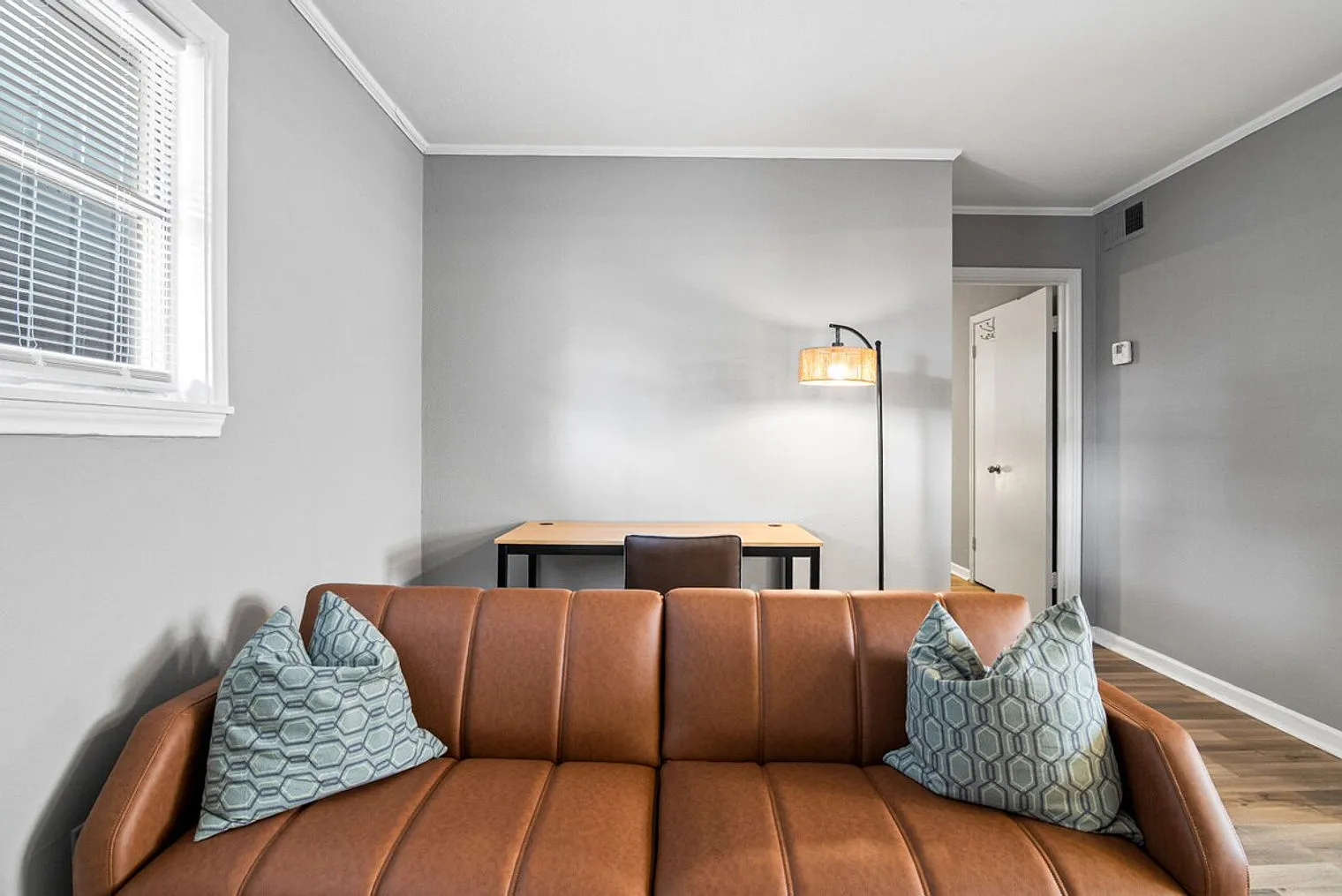 1 bed, 1.0 bath, $2,460 — Photo 4