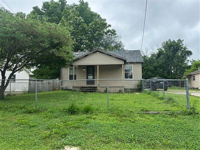 542 S Oak St, Nevada, MO, 64772