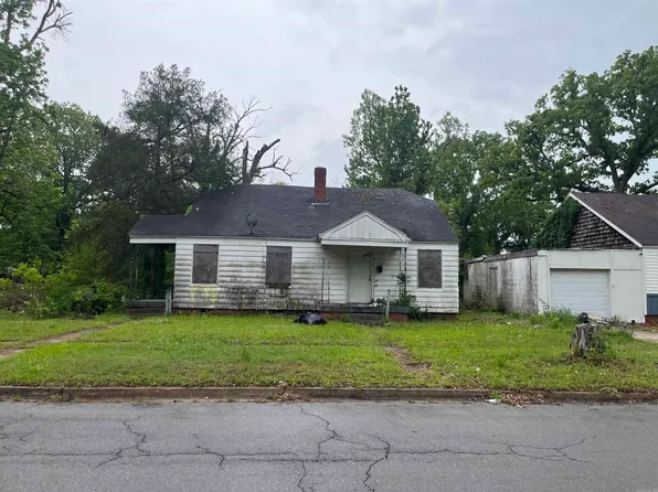 (undisclosed Address), Pine Bluff, AR 71603