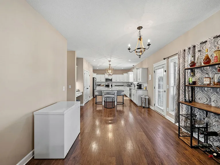 3747 Windmill Dr — Photo 14