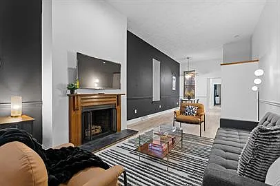 1 bed, 1000 sqft, $1,295 — Photo 4