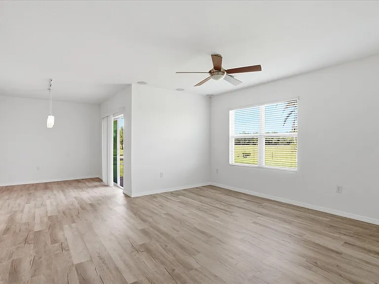 15769 High Bell Pl — Photo 29