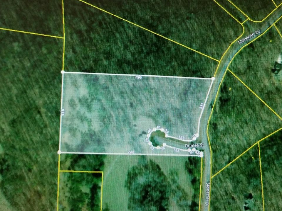 1st image of 600 Stoneclift Dr