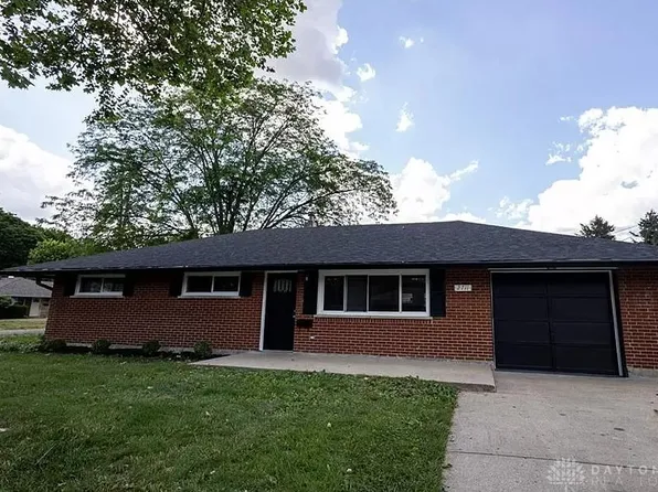 2711 Odin Ct, Moraine, OH 45439