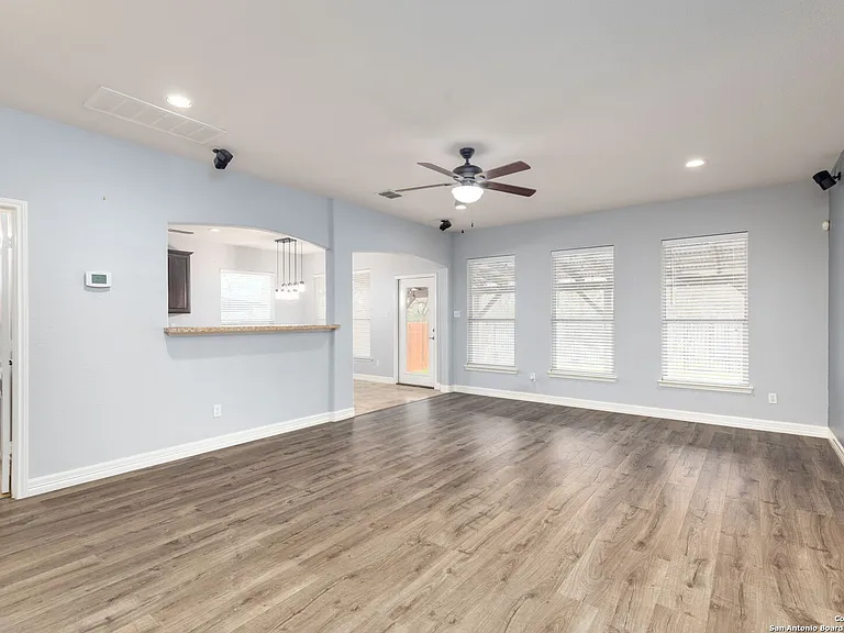 1206 Pinnacle Fls — Photo 4