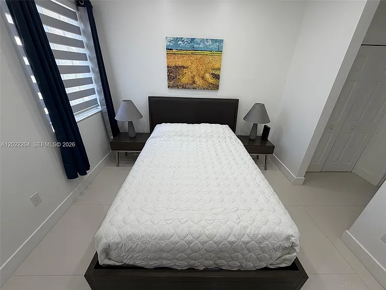 115 Mendoza Ave #201 — Photo 6