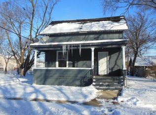 713 Maple St, Rockford, IL 61101