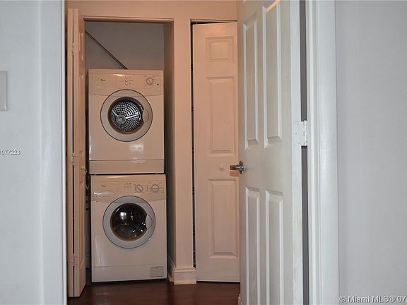 4th image of 510 NW 84th Ave #420