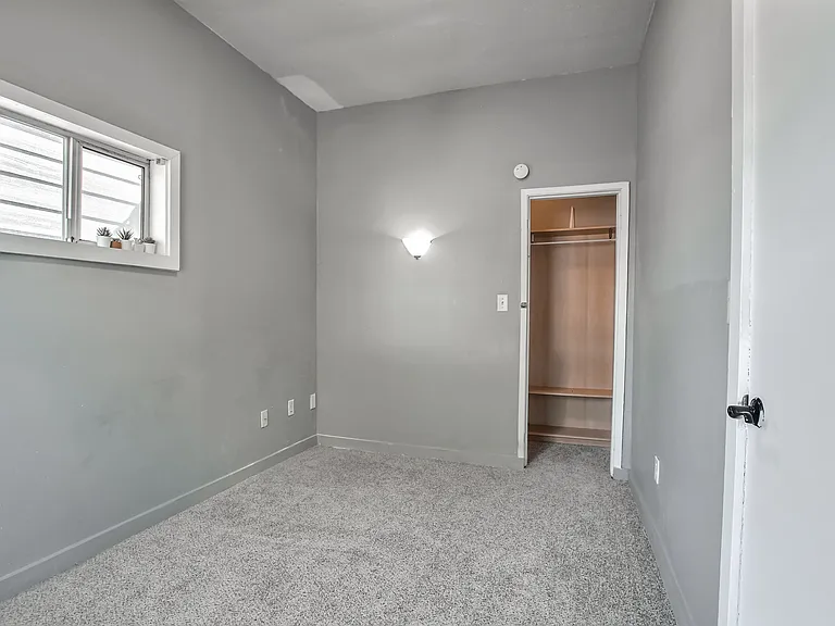 5411 S Warner St — Photo 13
