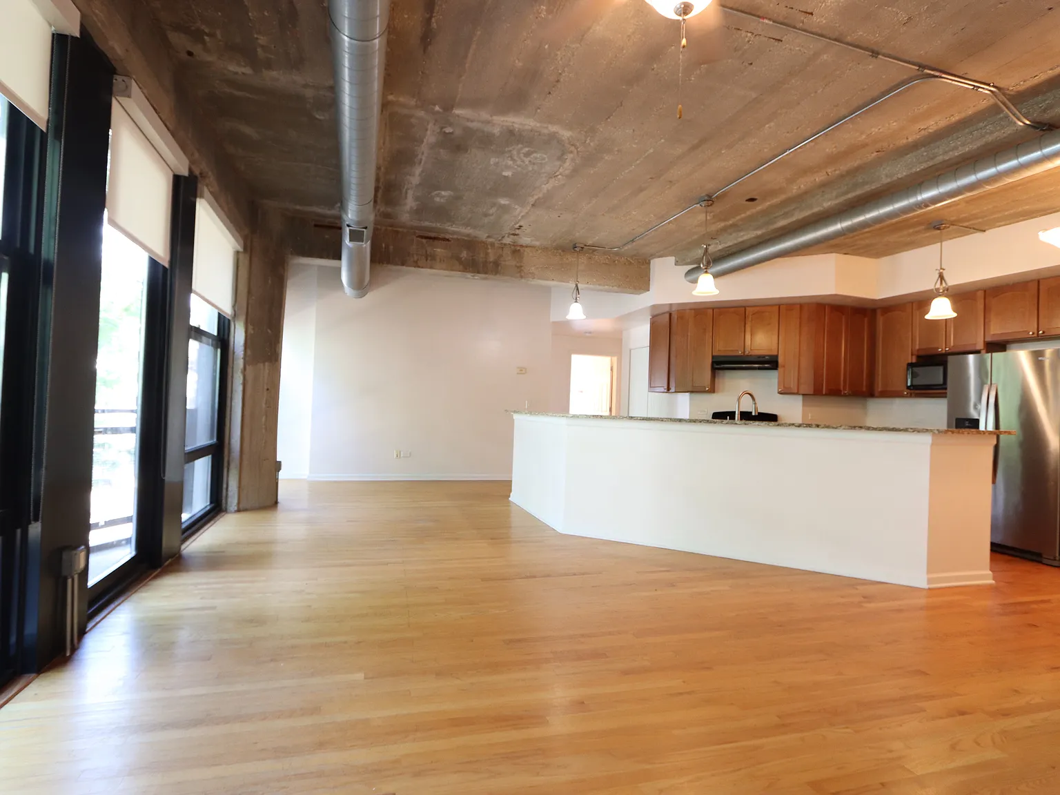 3 bed, 1500 sqft, $3,500 — Photo 4