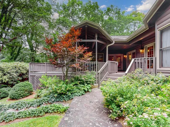 400 Hudson Road, Highlands, NC 28741