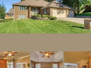 820 Cantabury Ct, Monett, MO 65708