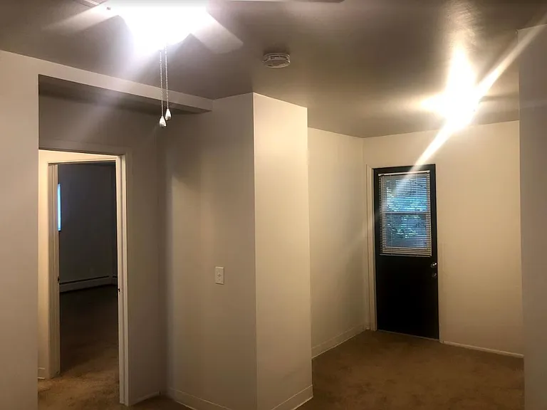 619 Oak St #5 — Photo 8