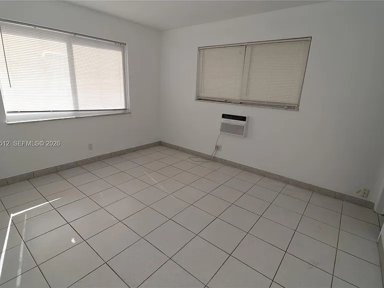 59 NW 37th St #5 — Photo 18