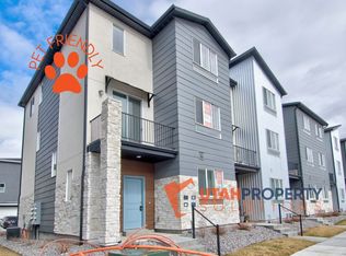 1025 E 400th St S, American Fork, UT 84003