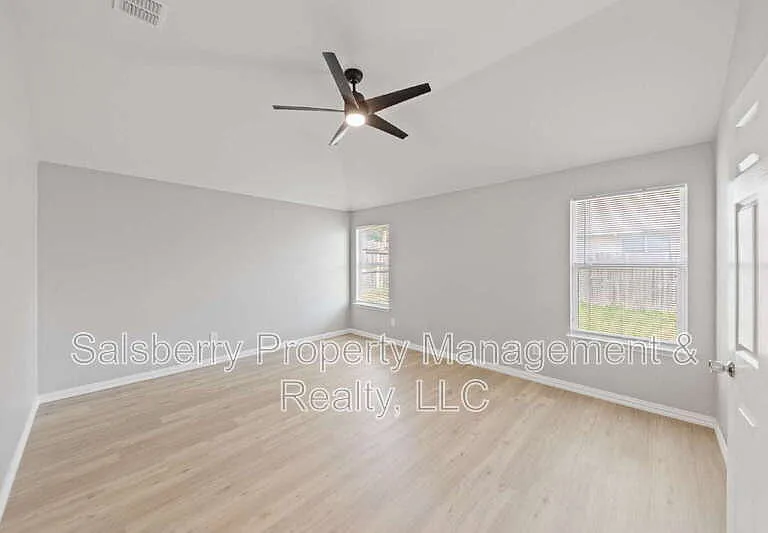 1032 Salt Creek Trl — Photo 12