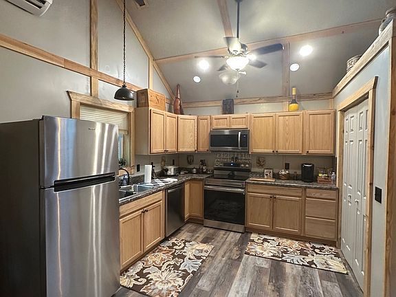 4th image of 47 Cripple Creek Ln