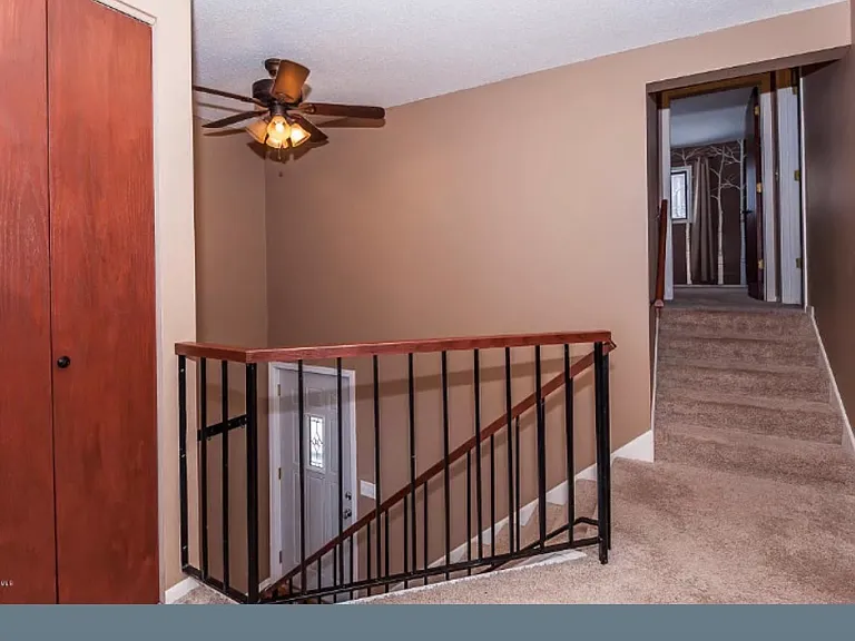 31 Elton Ridge Ct NW #31 — Photo 5