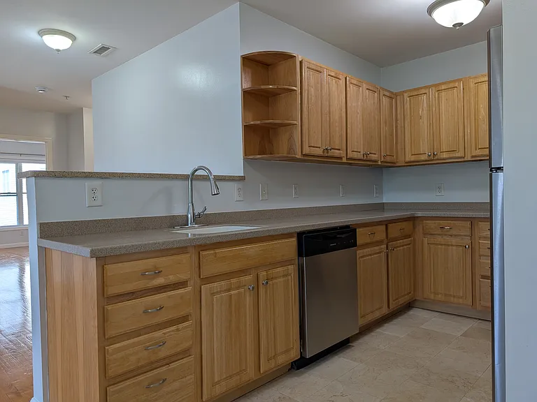 84 Aborn St #1303 — Photo 3