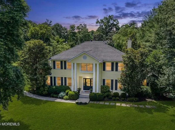 242 Williamsburg Drive, Shrewsbury Boro, NJ 07702