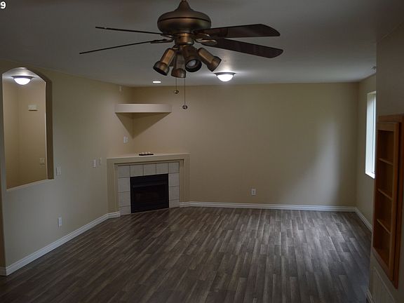3rd image of 5264 NE 121st Ave APT 222