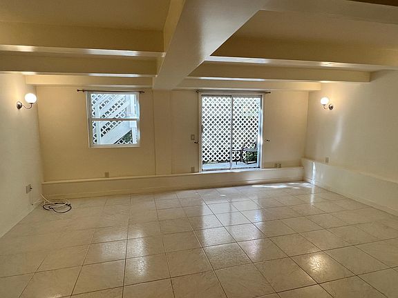 4th image of 1719 Lyon St #B