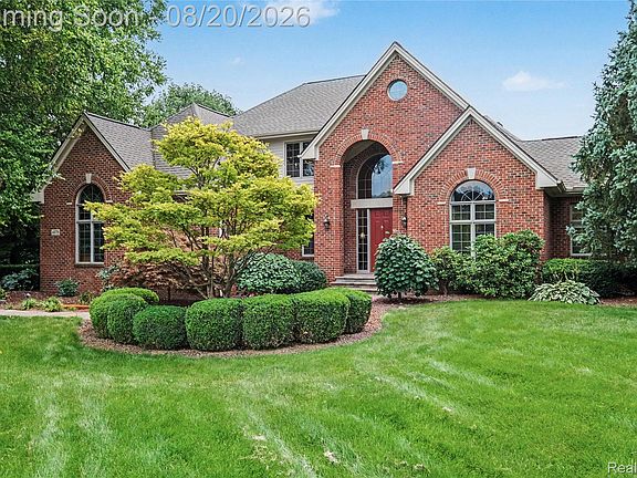 2nd image of 4678 Edinburgh Dr