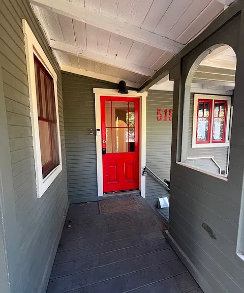 519 N Clementine St — Photo 4