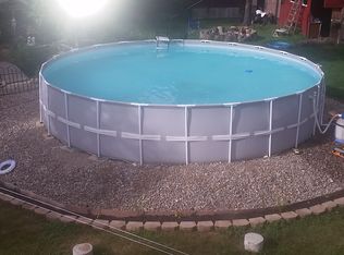 16 Briggs Ct, Queensbury, NY 12804